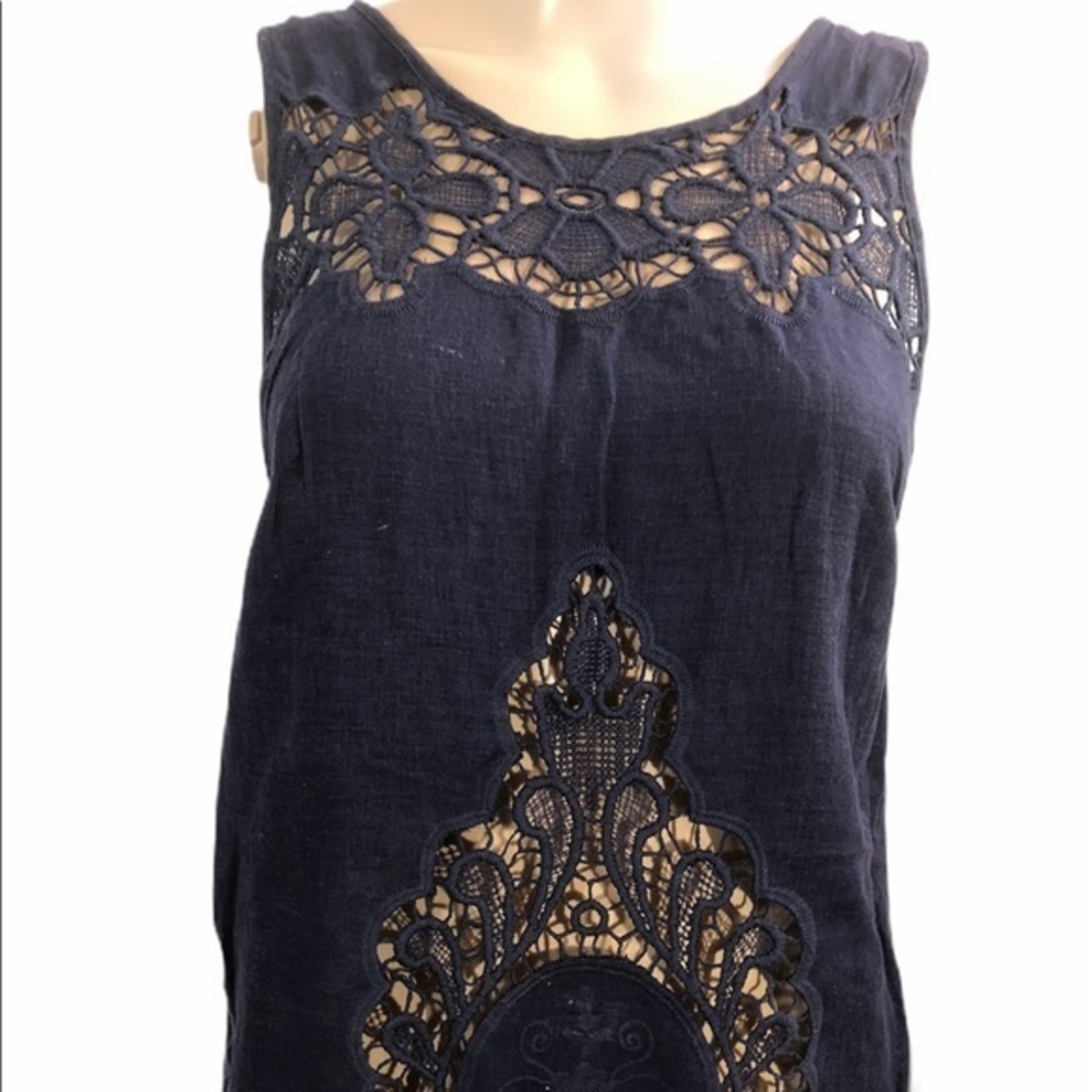 💥💥 SALE! 5 / $25 💥💥 Cynthia Rowley dark blue linen lacy top